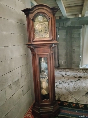 ceas de podea - imagine 2