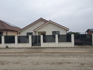 Casa Santandrei ,mobilata, utilata,str.Estului