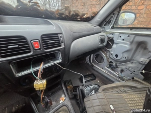 Vând Nissan Almera 1.5  - imagine 7