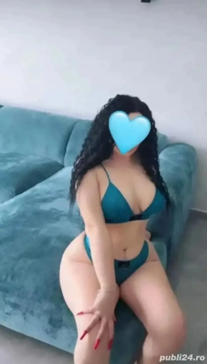 Rebeca New party doar deplasări