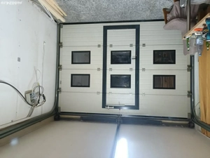 De  vanzare. Ușe glisantă de garaj.