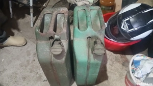 canistre combustibil 