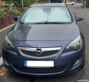 Opel Astra J 1.7 CDTI, an 2010, echipare COSMO, cutie manuală. - imagine 2
