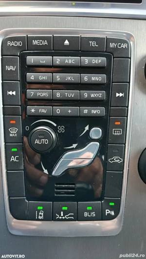 Vand Volvo XC 60 D4 Geartronic Summum - imagine 4