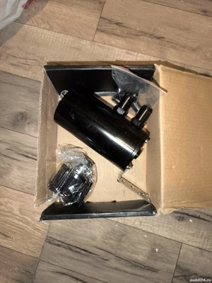 Oil catch tank nou de vânzare 