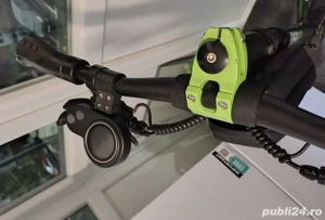 Vând trotineta electrica 