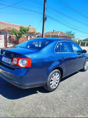 WV JETTA 2.0 TDI din 2007 - imagine 2