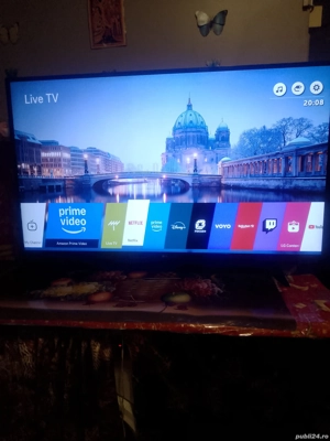 Vând tv LG