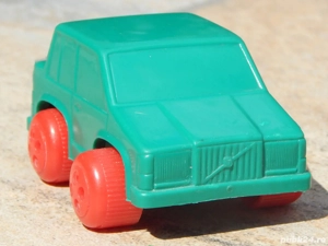 Jucarie Volvo 740 Viking Toys fabricat Suedia cauciuc flexibil