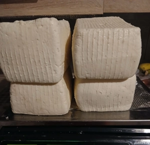 vand brânză de vaca proaspata sau in saramura 