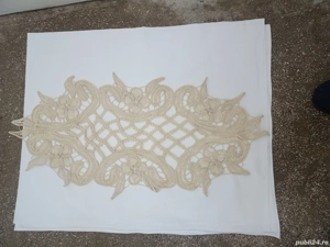 Vând garnituri din macrame