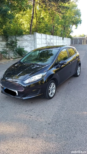 Vând Ford fiesta 1.0 benzina an 2014 - imagine 9