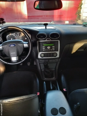 Ford Focus 1.6 Benzina  - imagine 2