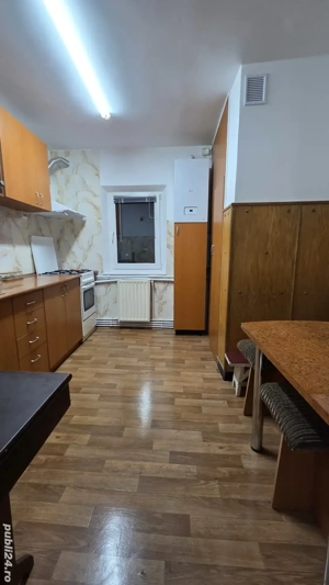 Închiriez apartament 3 camere în Grigorescu - imagine 3