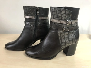 Ghete elegante de dama, Marco Tozzi, gri, captusite, cu toc de 7 cm, marimea 38