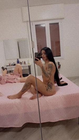 Alesya minionă te astept la mine 