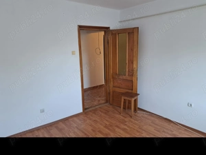 apartament 2 camere, decomandat, zona piata noua - imagine 8