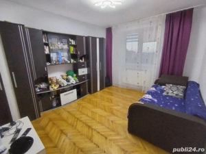 Etaj intermediar. Pozitie excelenta. Centrala proprie. Mobilat si utilat