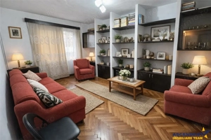 FILM  Tur 3D! Apartament trei camere, areal apreciabil, Reghin, Mures.