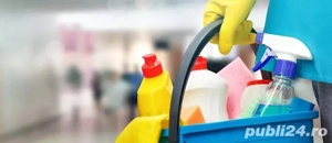 Fac curatenie la casa și apartament sau birouri