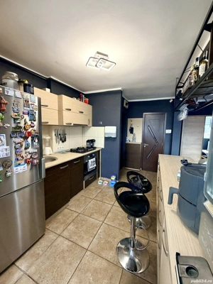 Vând apartament cu două camere 