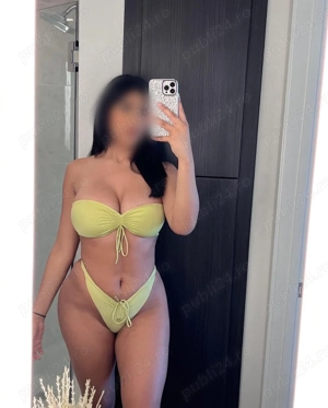 Monica nouă in orasul tau poze reale și recente 