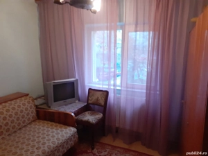 proprietar închiriez apartament cu trei camere semidecomandat 
