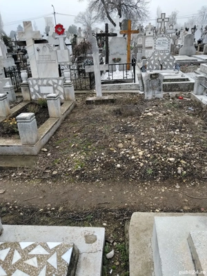 Loc de veci, cimitiirul Bolovani