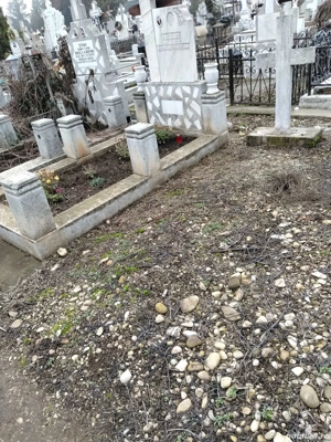 Loc de veci, cimitiirul Bolovani - imagine 2