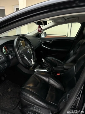 Volvo V40 D2 115cp - imagine 4