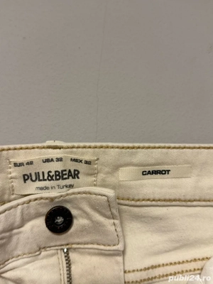 Blugi Pull&Bear carrot fit   culoare deosebită - imagine 3