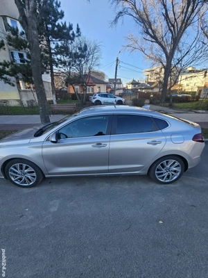 Hyundai i30 fastback automata - imagine 3