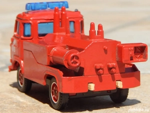 Macheta masina pompieri Saviem SG4 Solido Franta sc 1:50 - imagine 3