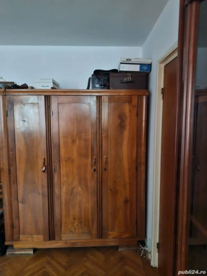 sifonier din lemn de nuc