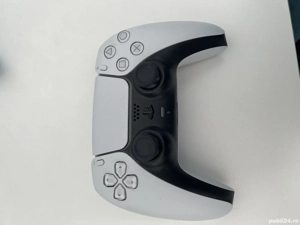 Play Station 5 Digital Edition 825 GB + 1 Controller