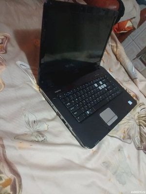 vând laptop DELL  - imagine 3