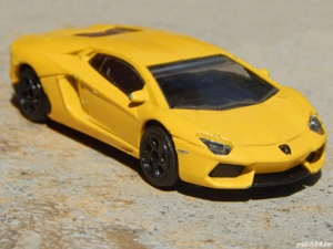 Macheta Lamborghini Aventador sc 1:64 Majorette uzata