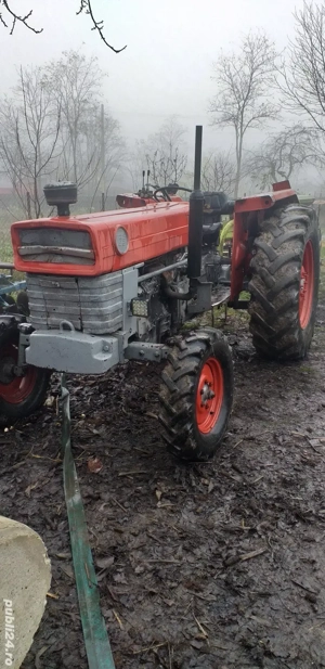 vând tractor massey ferguson 165