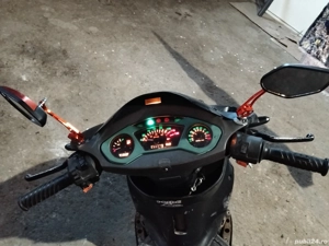 vand sau schimb scuter pgo 