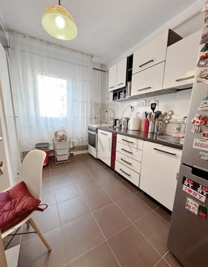 TELEGRAFULUI - ETAJ 2 - 3 CAM - GARAJ - CENTRALA - 2 BAI - 2 BALCOANE - 1 BOXA - imagine 6