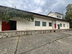 Spatiu comercial multifunctional, 1592 mp, Cacica (Pirtestii de Sus)