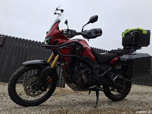 Vând Honda Africa Twin 1000 manuala 2017