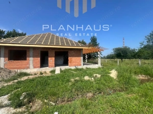 Case individuale Satu Nou de Sus , la rosu / semifinisate , 500 - 700 mp teren - imagine 9