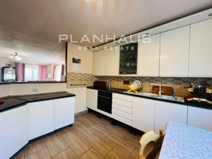 Casa stil mediteranean , Mocira ,teren 5 ari  - imagine 3