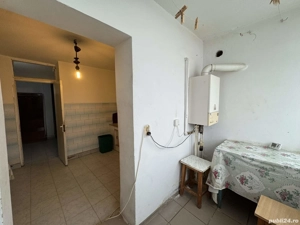 3 cam, 74 mp. decomandat, fara imbunatatiri, et.4, acoperis, Cuza Voda - imagine 5