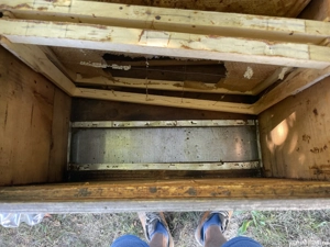 Vând cutii stupi albine 