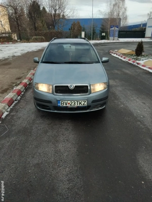 vând skoda fabiea 