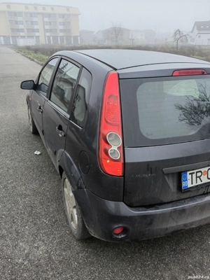 Ford Fiesta 1.4 disel 2008 - imagine 6
