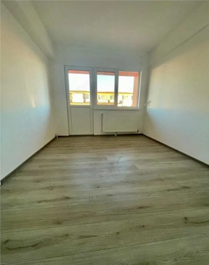 3 camere Km0 - imagine 10