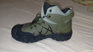 Bocanci noi marimea 43 - imagine 4